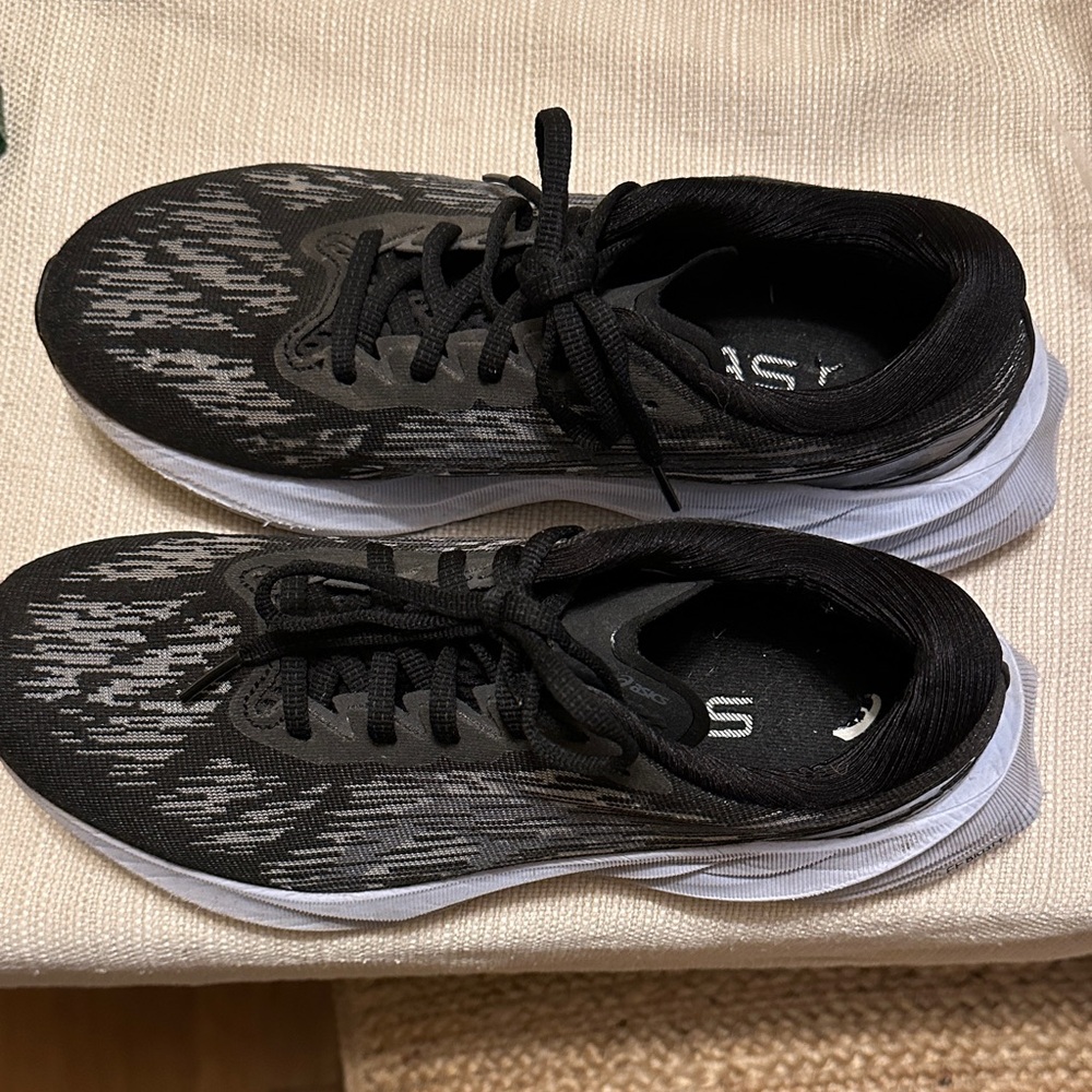 Asics Black and Gray Women's Sneakers. Used twice, practically new. Running shoe